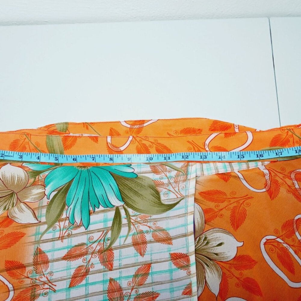 Recycled Sari (silk, silk combination) Wrap short Skirt - Picture 7 of 9